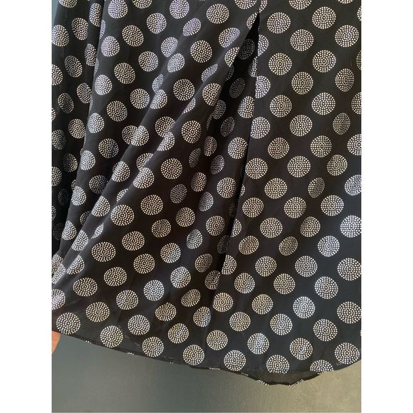 MICHAEL KORS Optic Foil Inverted-Pleat Top, Black Silver Blouse, Sz Small MP $98 - Picture 4 of 12